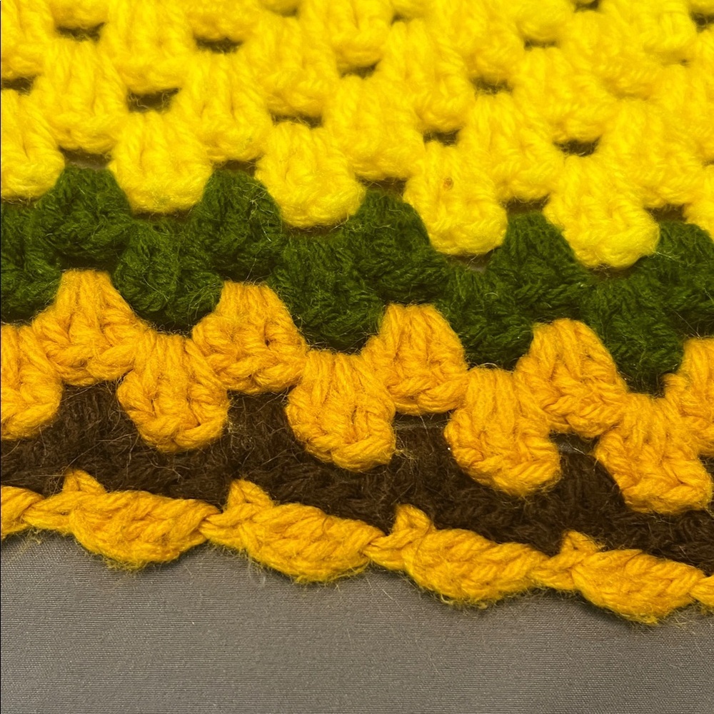Colorful Crochet Blanket - Picture 11 of 12